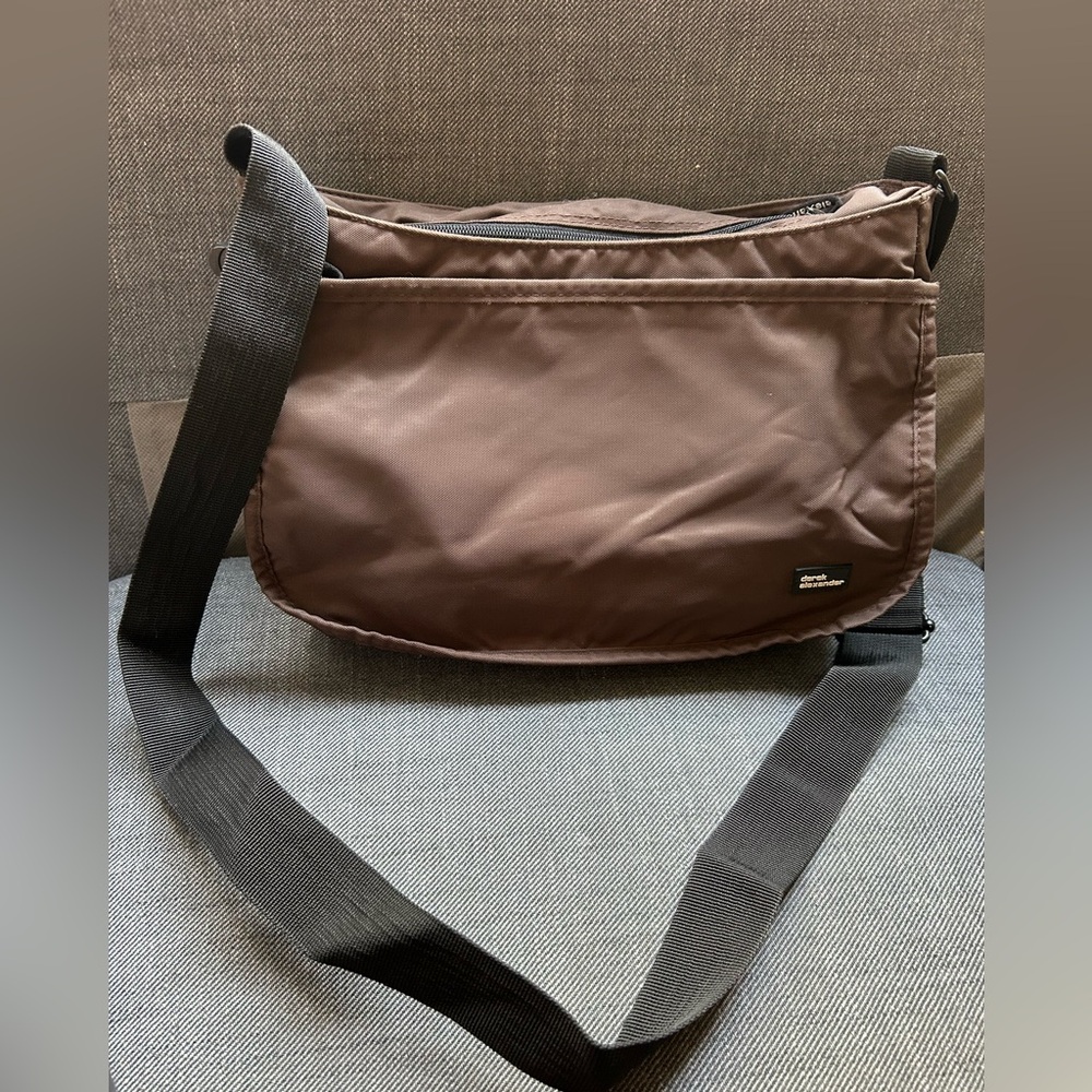 Derek Alexander brown nylon crossbody bag. Multiple pockets. Great condition!